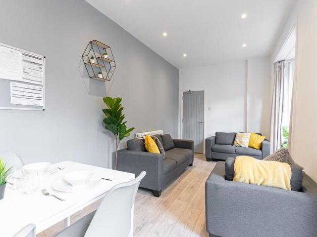 Room for rent in Somers Town, City Of Portsmouth