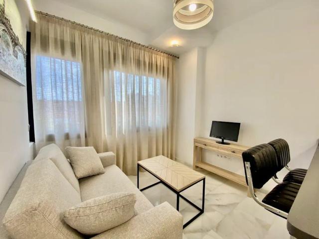 Apartamento en alquiler en Este-Alcosa-Torreblanca, Sevilla