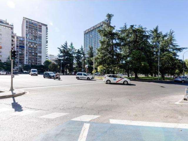 Local Comercial en venta en Tetuán, Madrid