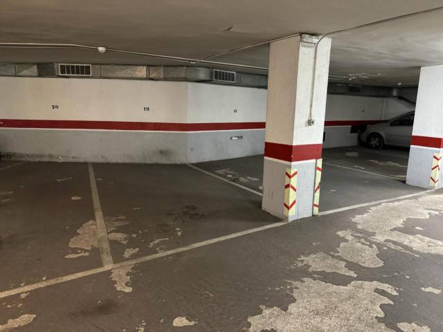 Garaje en alquiler en Eixample, Tarragonès