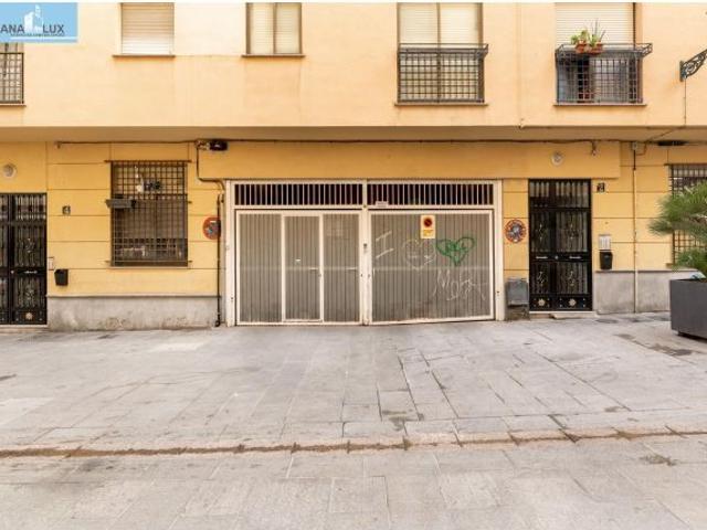 Local Comercial en venta en La Granada, Centro - Sagrario