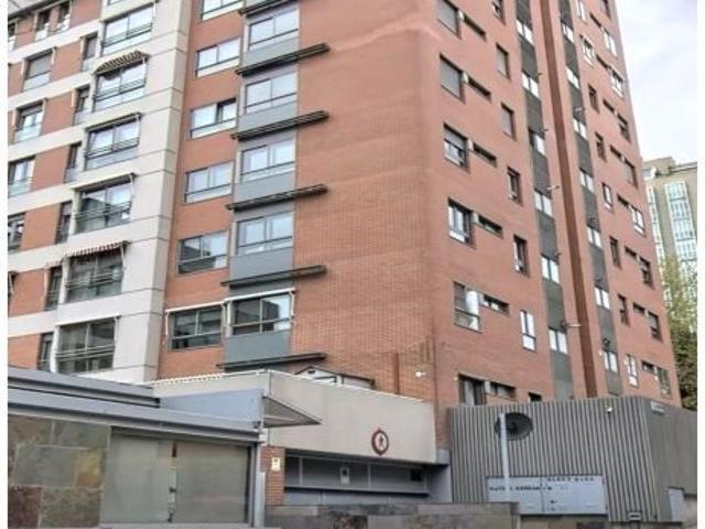 Local Comercial en alquiler en Ciudad Lineal, Madrid