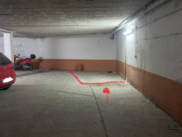 Garaje en venta en Chantría, León