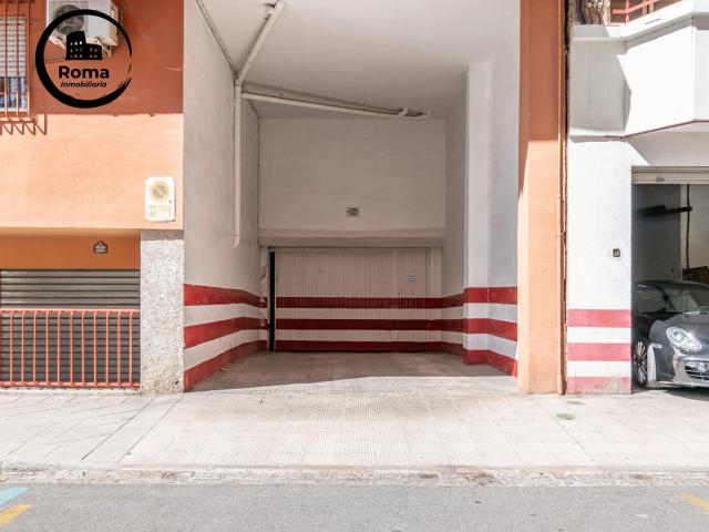 Parking en venta en Granada, La Cruz