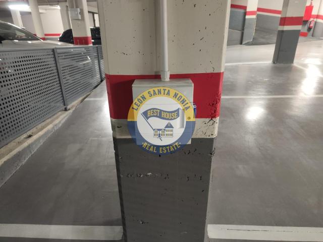 Garaje en alquiler en Casco Histórico, León