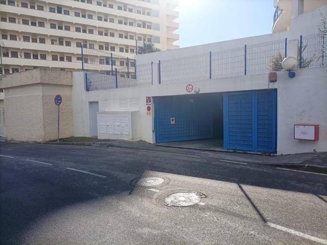 Garaje en venta en La Perla-Torremuelle, Costa del Sol Occidental