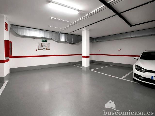 Garaje en venta en Linares, Andalucía