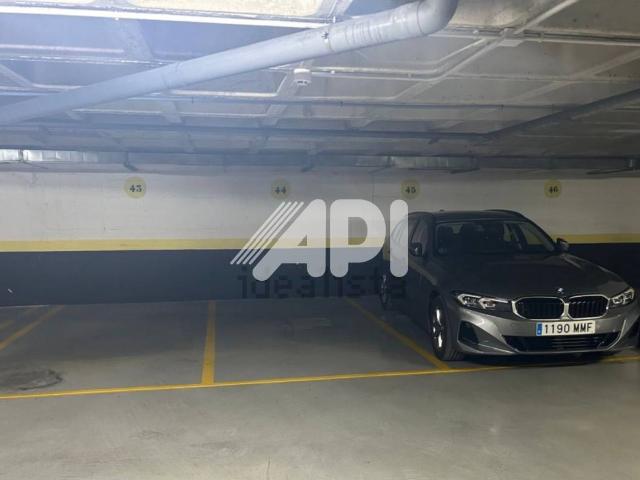 Parking en venta en Madrid, Costillares