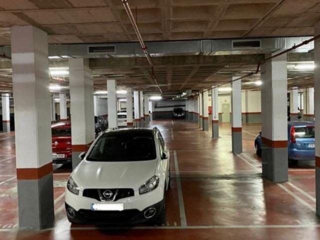 Garaje en venta en Elche, Alicante