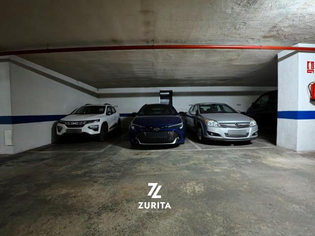 Garaje en venta en Córdoba, Andalucía
