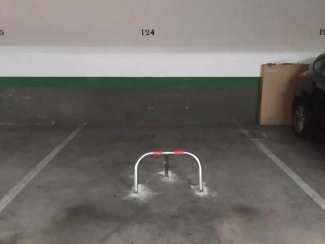 Garaje en venta en Rejas, Madrid