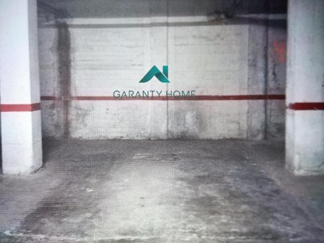 Garaje en venta en Parla, Madrid