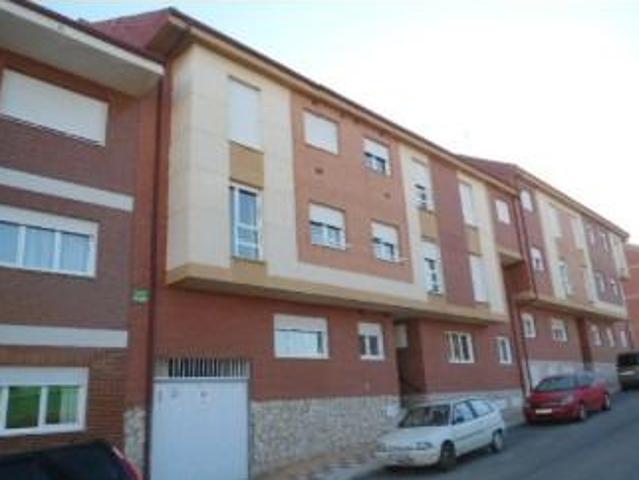 Garaje en venta en Navatejera, Villaquilambre