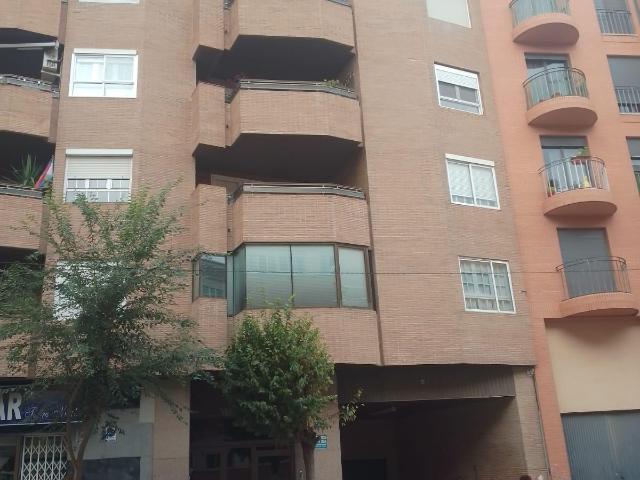 Garaje en venta en Almansa, Castilla-La Mancha
