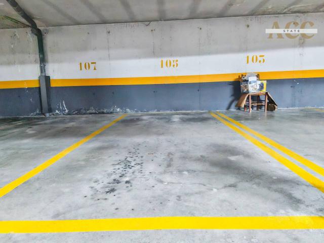 Garaje en venta en Madrid, Mirasierra