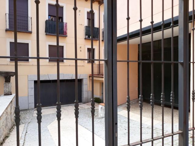 Garaje en venta en San Ildefonso, Castilla y León