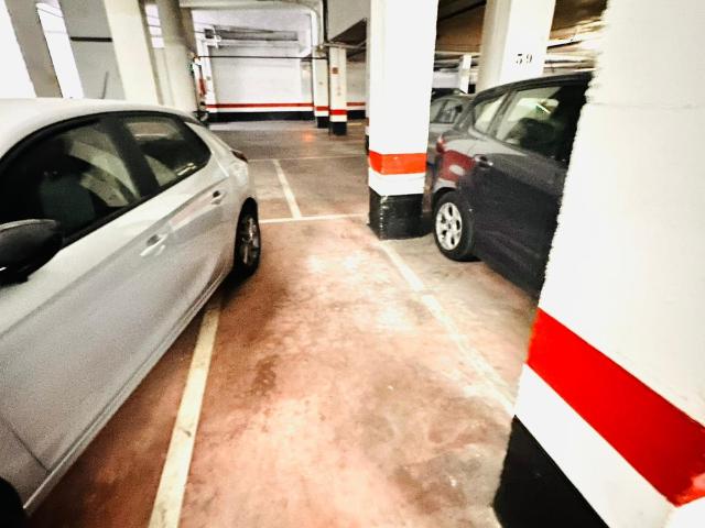 Garaje en venta en Cruz de Humilladero, Málaga-Costa del Sol