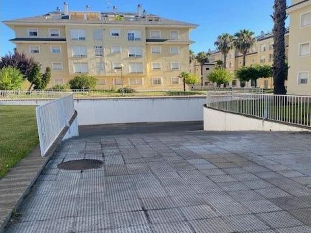 Local Comercial en alquiler en Urbanización Guadiana, Tierra de Badajoz
