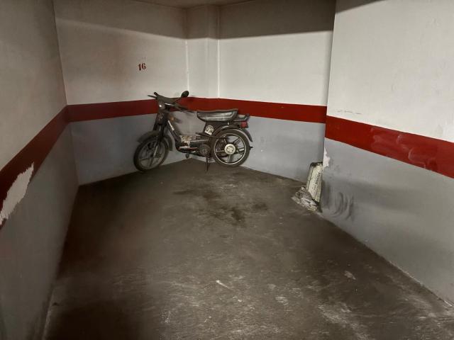 Garaje en venta en Carolinas Altas, l'Alacantí
