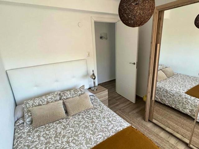 Habitación en alquiler en Bailén-Miraflores, Málaga-Costa del Sol