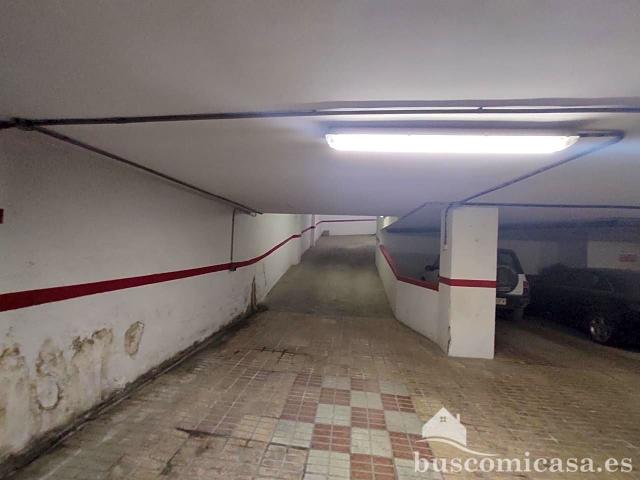 Garaje en alquiler en Linares