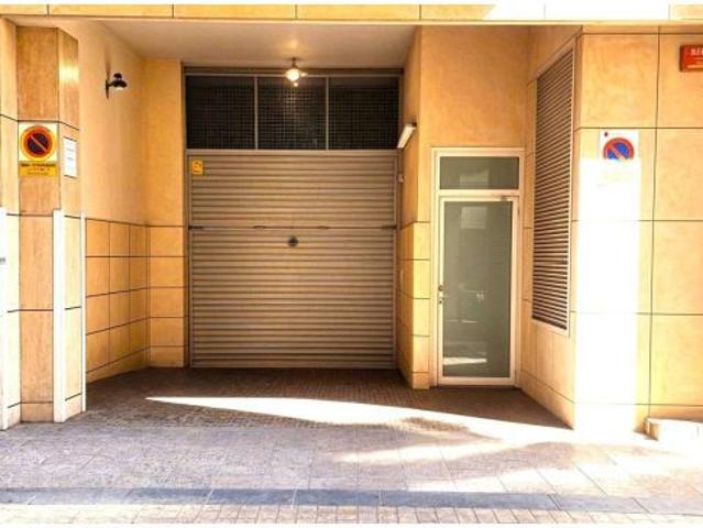Local Comercial en venta en Mare Molas, Baix Camp