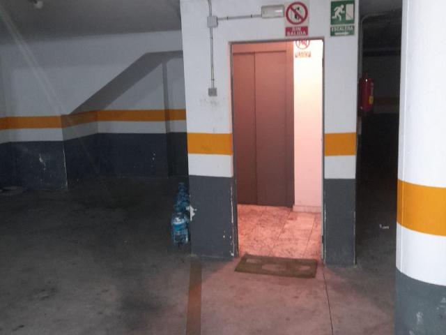 Garaje en venta en l'Horta Sud, Valencia