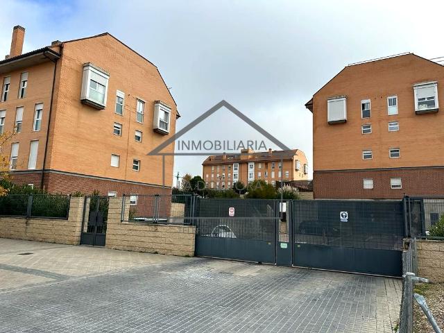 Garaje en venta en Zarzalejo, Arroyomolinos