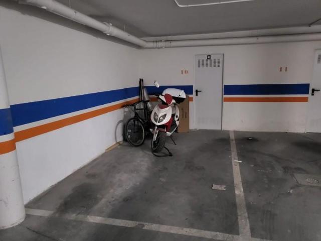 Garaje en venta en Distrito Oeste, Burgos