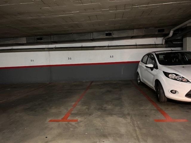 Parking en venta en Sabadell, el Poblenou