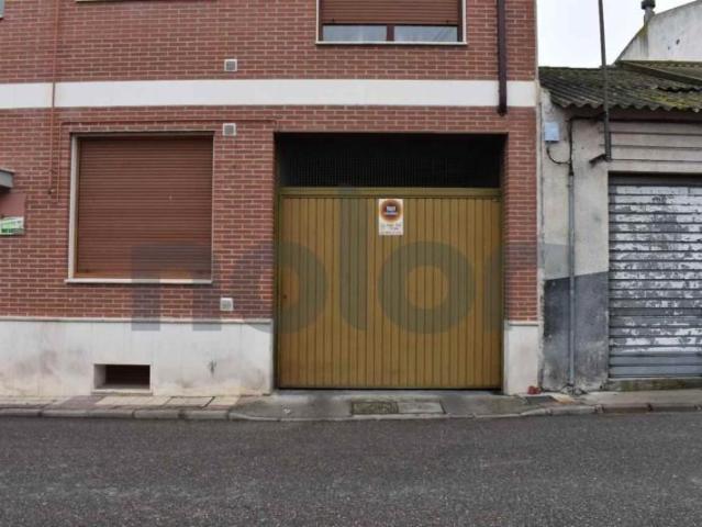 Garaje en venta en Íscar