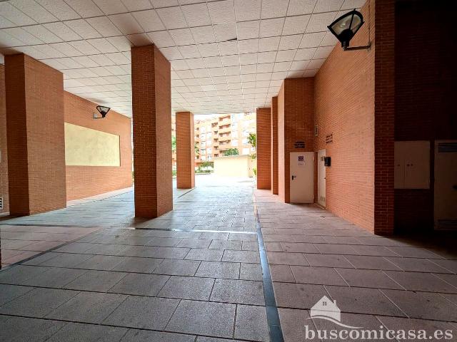 Garaje en venta en Linares, Andalucía
