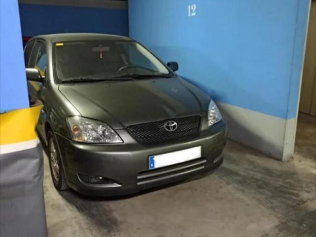 Garaje en venta en Lucena, Andalucía