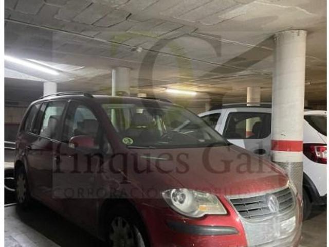 Garaje en venta en Centre Històric de Manresa, Bages