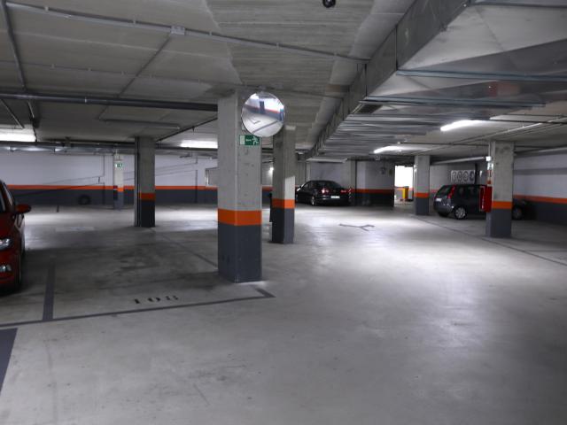 Garaje en venta en San Juan, Iruñerria