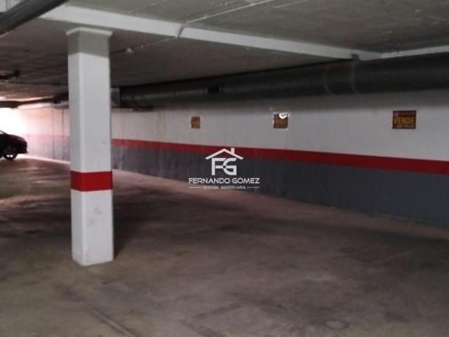 Garaje en venta en Pilas, Andalucía