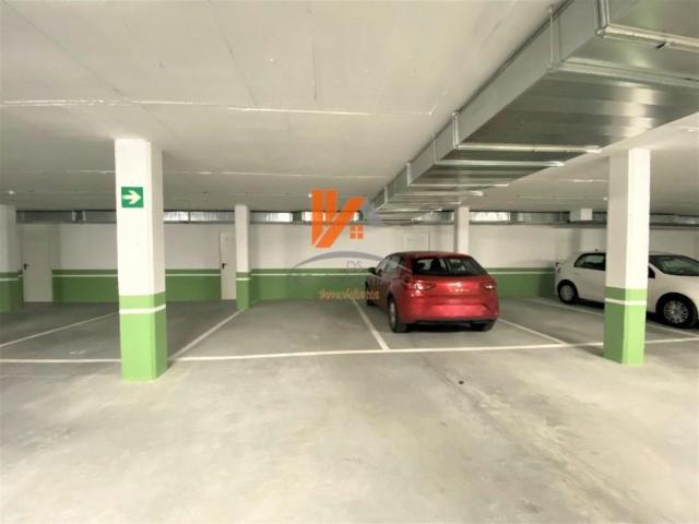 Garaje en venta en O Castiñeiriño, Santiago De Compostela