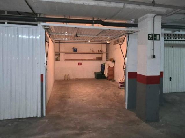 Garaje en venta en Bimenes, Asturias