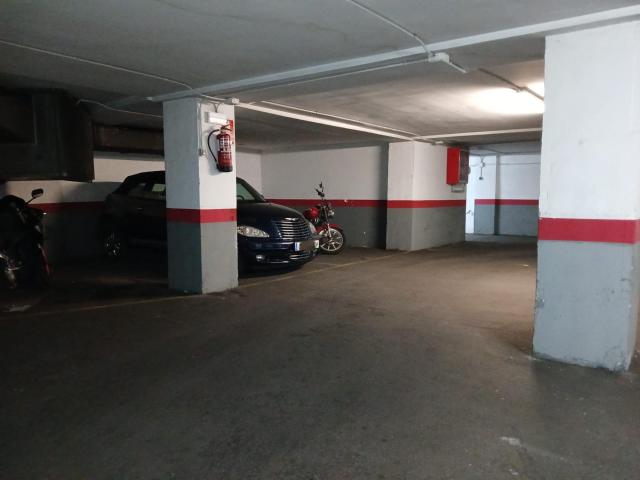 Parking en venta en Sabadell, Can Puiggener