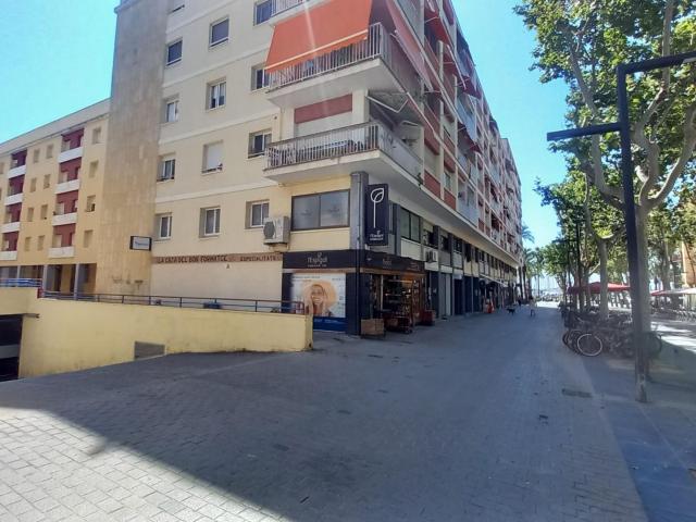 Garaje en venta en Barri de Mar, Garraf