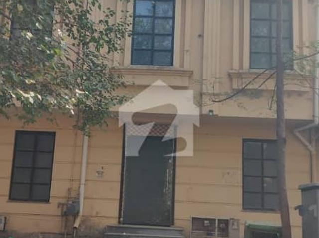 Building for rent in Islamabad