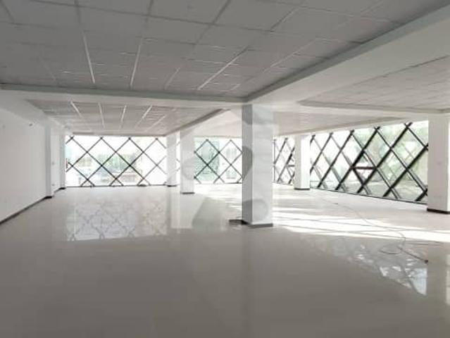 Building for rent in اسلام آباد, زون 1