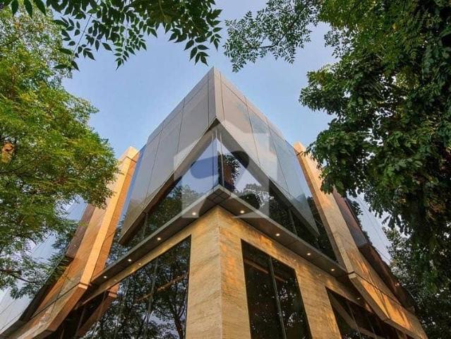 Building for sale in Islamabad