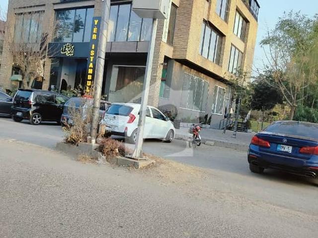 Building for sale in Islamabad