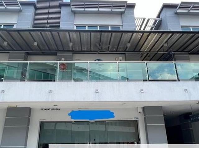 Shop for sale in Petaling, Damansara Damai