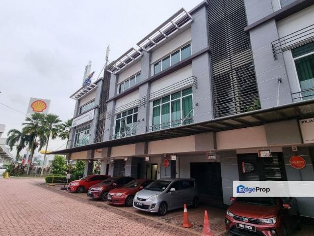 Shop for sale in Petaling, Damansara Damai
