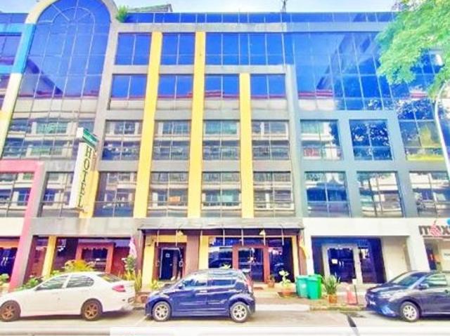 Shop for sale in Petaling, Damansara Damai