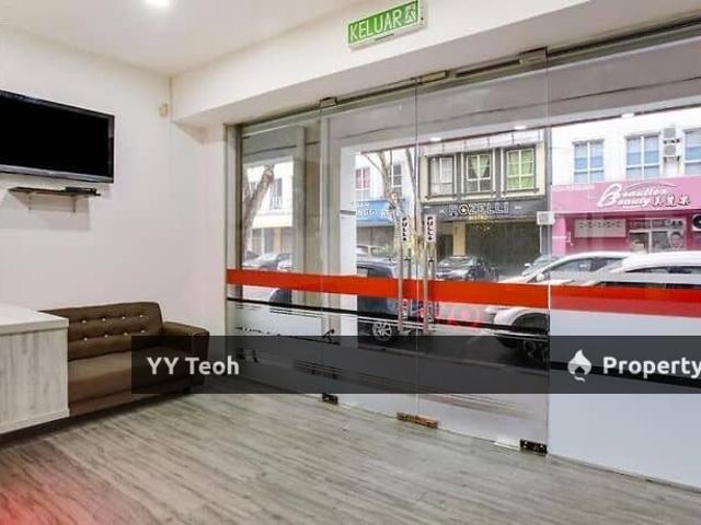 Shop for sale in Malaka