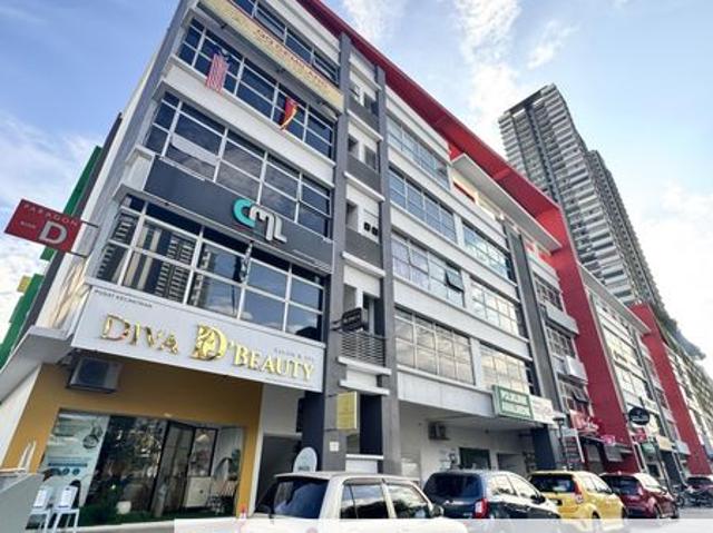 Shop for sale in Kajang, Langat