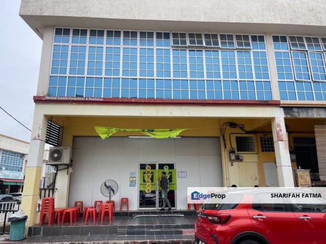 Shop for sale in Malaka